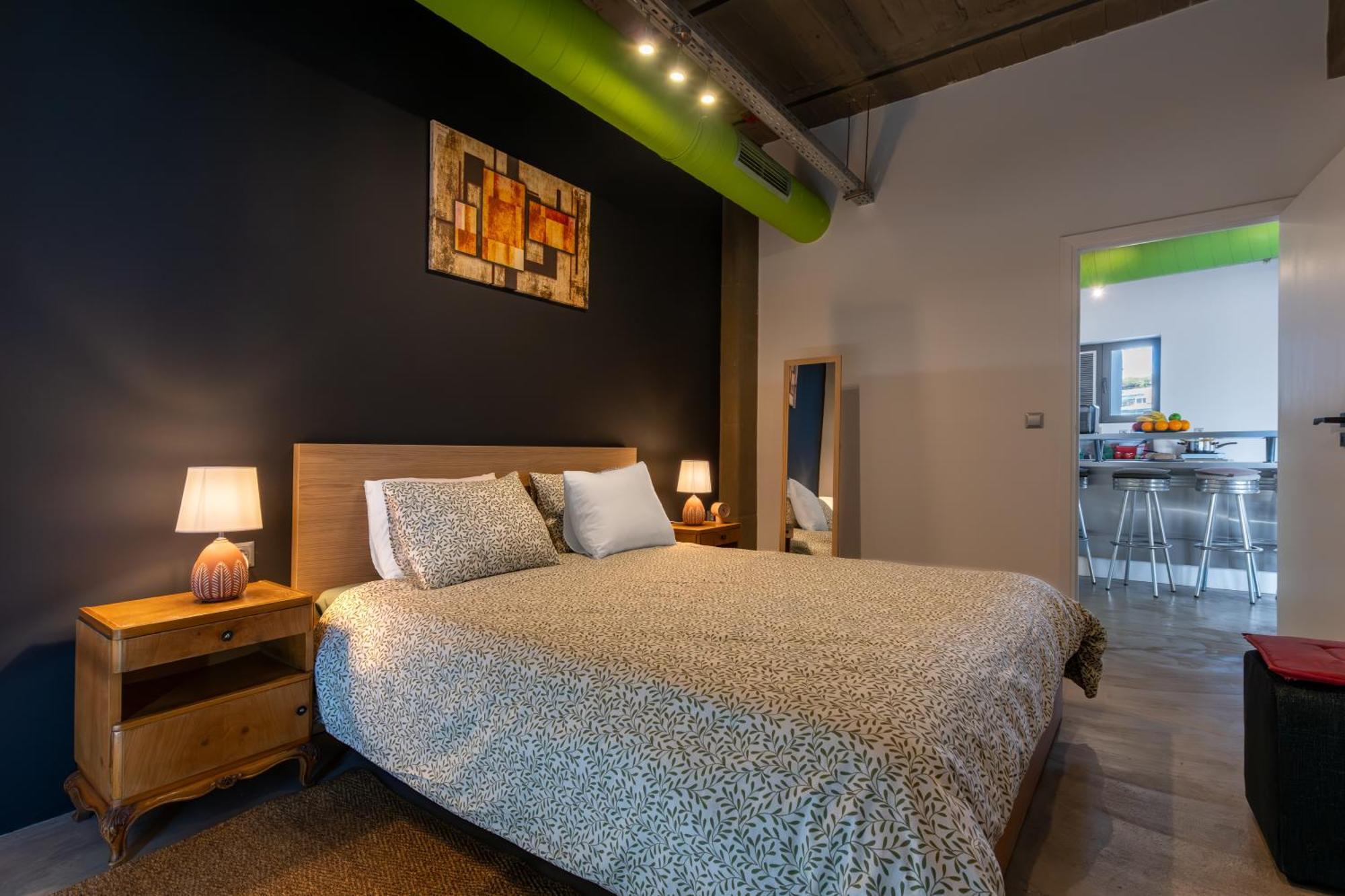 Ceramus Apartments Gazi View เอเธนส์ ภายนอก รูปภาพ