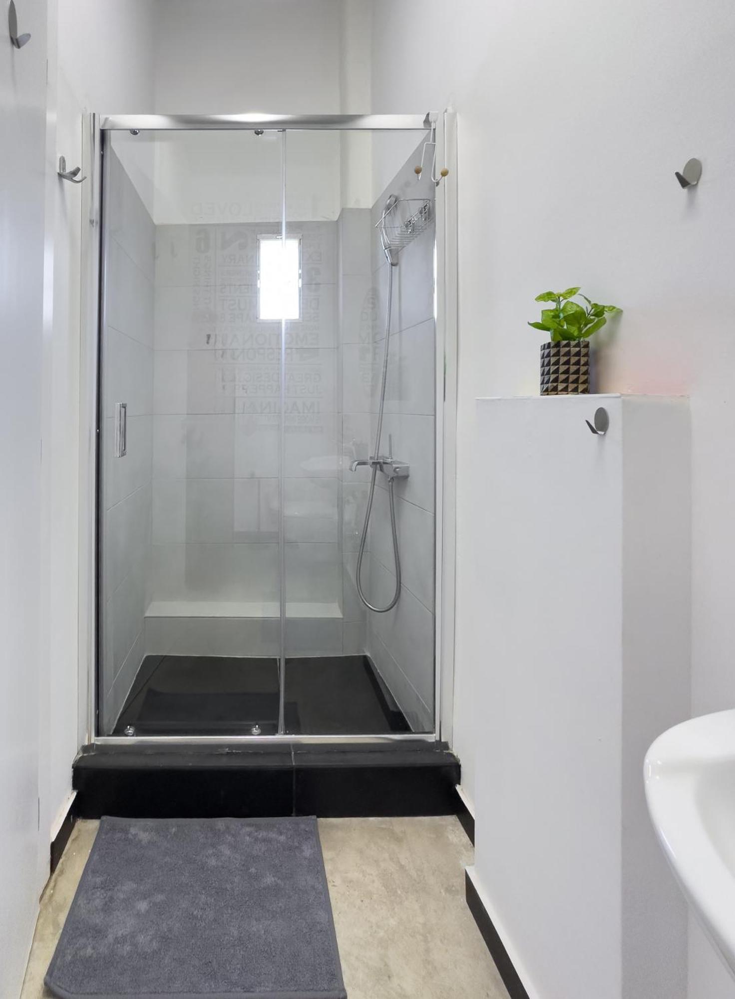 Ceramus Apartments Gazi View เอเธนส์ ภายนอก รูปภาพ